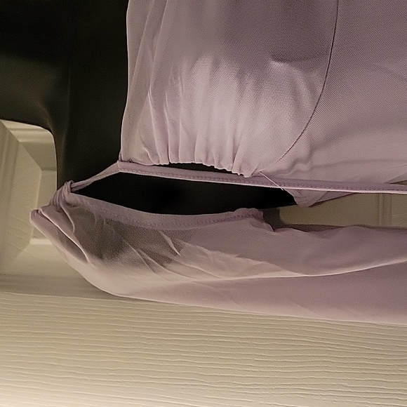 Sheer - Picture 3 of 5